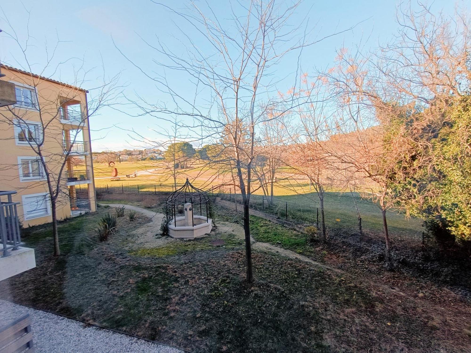 Green Studio Climatise, Vue Sur Golf Proche 몽펠리에 외부 사진